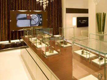 Corum Boutiques