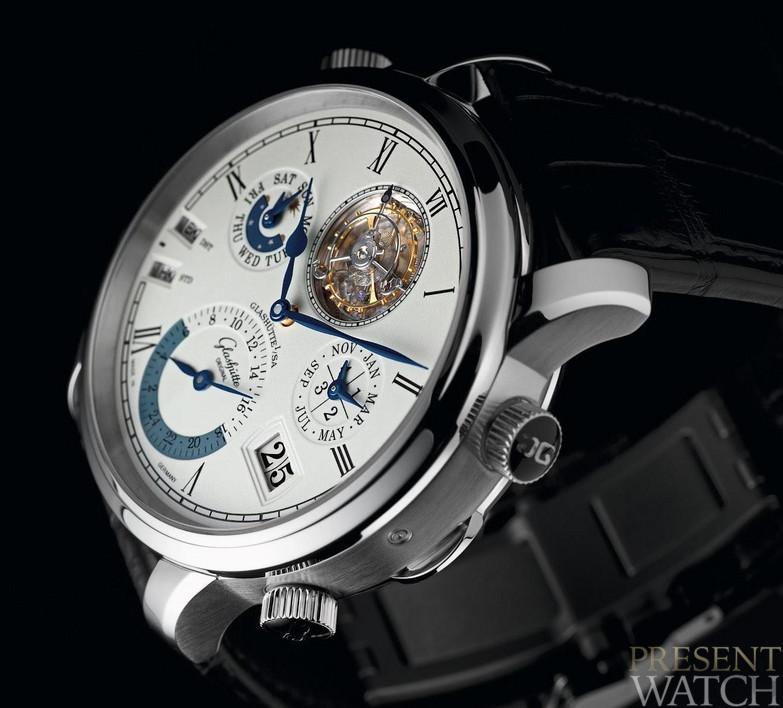 GRANDE COSMOPOLITE TOURBILLON WATCH