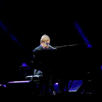 HUBLOT CELEBRATES 50 YEARS OF COSTA SMERALDA