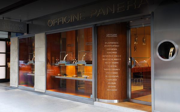 OFFICINE PANERAI BOUTIQUE IN GENEVA