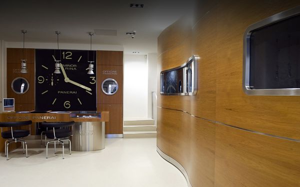 OFFICINE PANERAI BOUTIQUE IN GENEVA