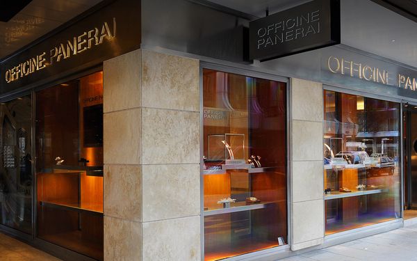 OFFICINE PANERAI BOUTIQUE IN GENEVA