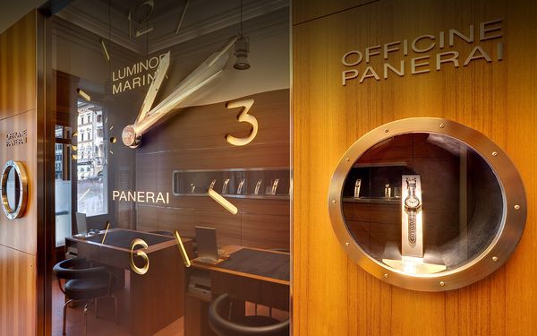 OFFICINE PANERAI BOUTIQUE IN FIRENZE 