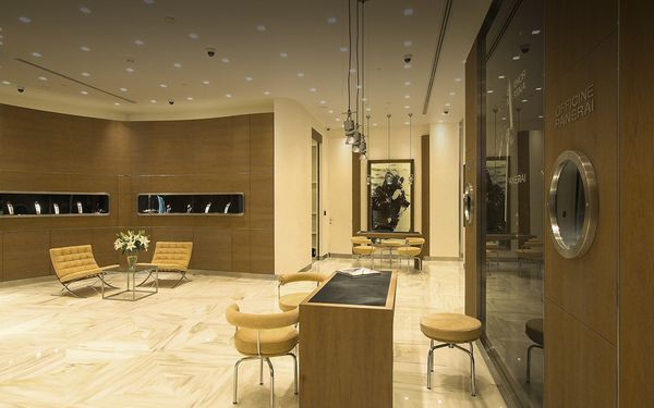 OFFICINE PANERAI IN KUWAIT CITY